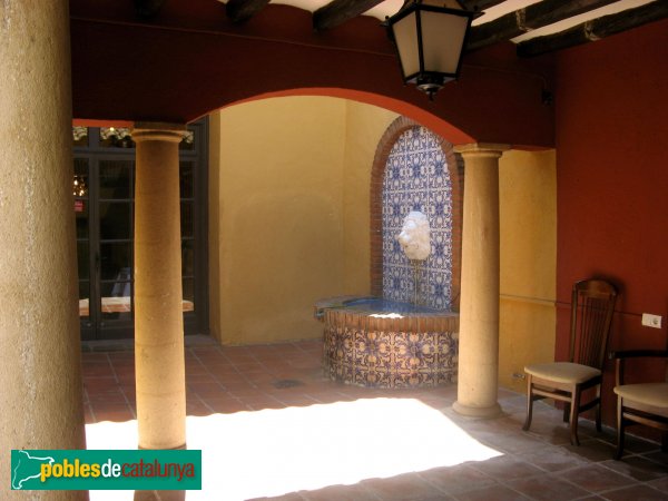 El Morell - Casa del Marquès de Vallgornera (Foto: Albert Esteves, 2008) El Morell - Casa del Marquès de Vallgornera