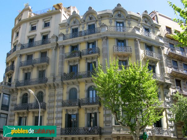 Barcelona - Diputació, 222 / Aribau, 18 (Foto: Albert Esteves, 2008) Barcelona - Diputació, 222 / Aribau, 18