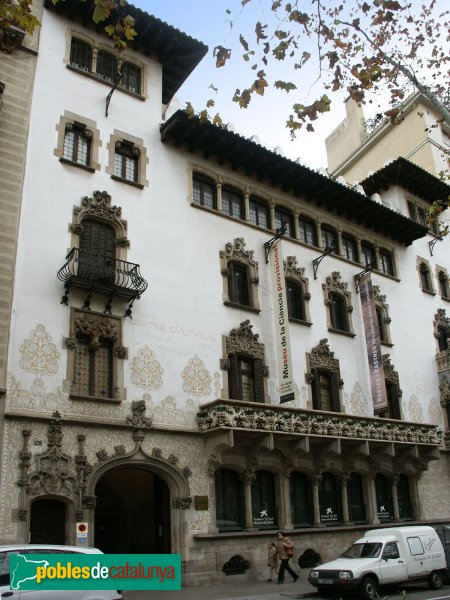 Barcelona - Palau Macaya (Foto: Valentí Pons, 2008) Barcelona - Palau Macaya