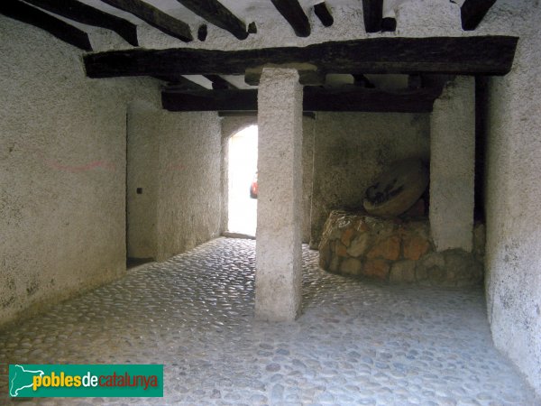 Vilallonga de Ter - Casa Mestres (Foto: Albert Esteves, 2008) Vilallonga de Ter - Casa Mestres