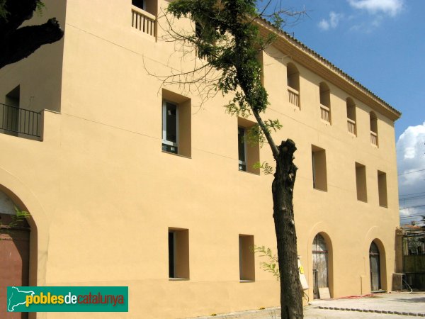 Cornellà de Llobregat - Can Tirel (Foto: Albert Esteves, 2008) Cornellà de Llobregat - Can Tirel