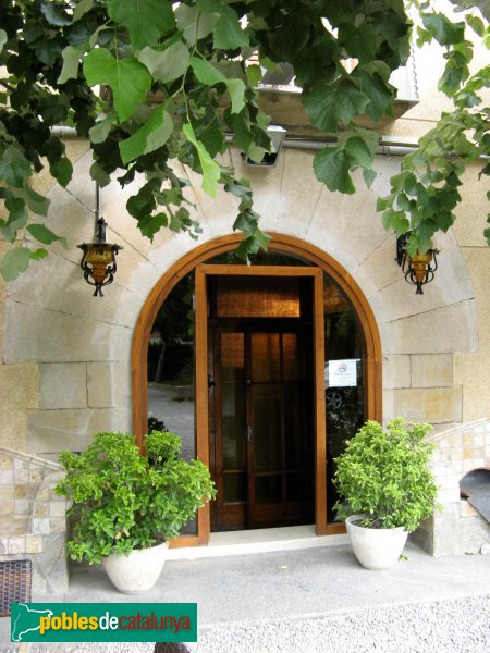 Sant Joan Despí - Can Pau Torrents (Foto: Albert Esteves, 2008) Sant Joan Despí - Can Pau Torrents