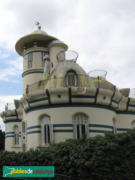 Sant Joan Despí - Torre de la Creu (Foto: Albert Esteves, 2008) Sant Joan Despí - Torre de la Creu