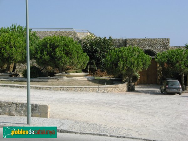 Tarragona - Fortí de la Reina (Foto: Albert Esteves, 2008) Tarragona - Fortí de la Reina