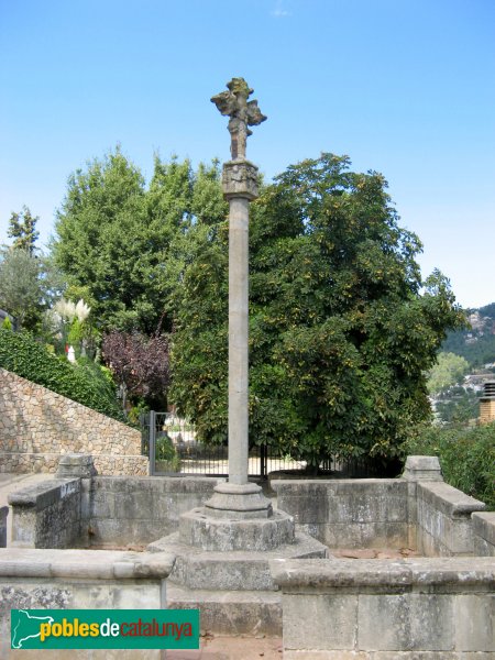 Corbera de Llobregat - Creu Nova (Foto: Albert Esteves, 2008) Corbera de Llobregat - Creu Nova