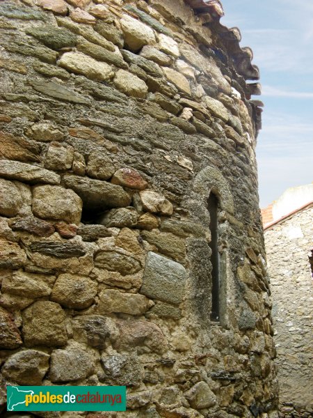 Pau - Església de Sant Martí, absis (Foto: Albert Esteves, 2008) Pau - Església de Sant Martí, absis