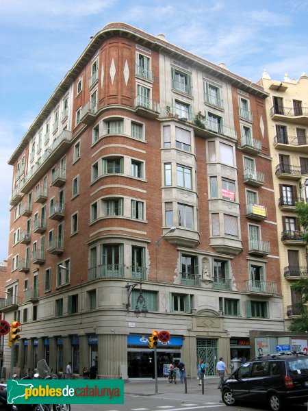 Barcelona - Gran de Gràcia, 1-5 (Foto: Albert Esteves, 2008) Barcelona - Gran de Gràcia, 1-5