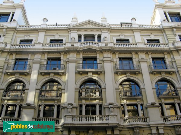 Barcelona - Col·legi d'Enginyers (Foto: Albert Esteves, 2008) Barcelona - Col·legi d'Enginyers