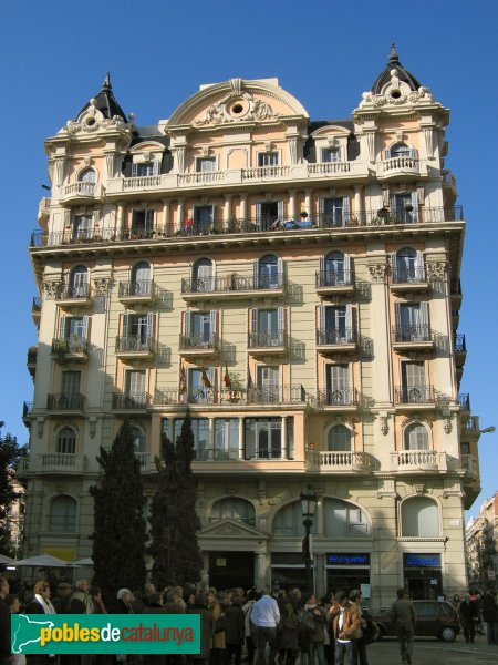 Barcelona - Via Laietana, 29 (Foto: Albert Esteves, 2008) Barcelona - Via Laietana, 29