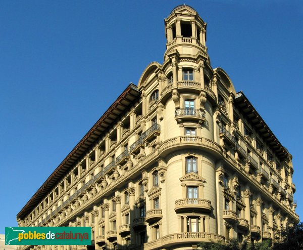 Barcelona - Via Laietana, 8-10 (Foto: Albert Esteves, 2008) Barcelona - Via Laietana, 8-10