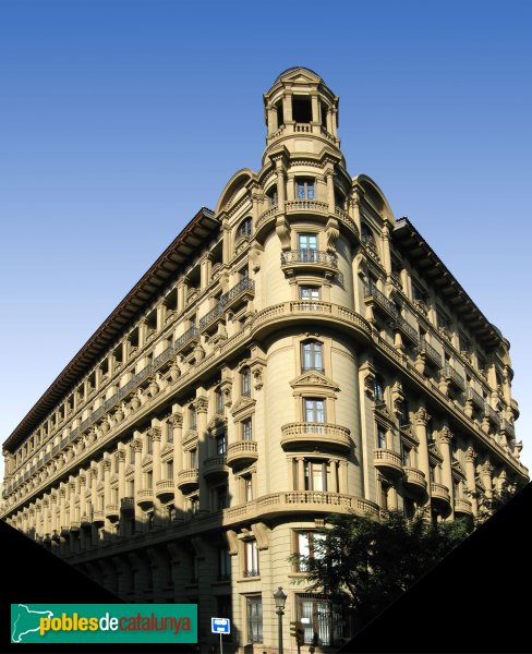 Barcelona - Via Laietana, 8-10 (Foto: Albert Esteves, 2008) Barcelona - Via Laietana, 8-10