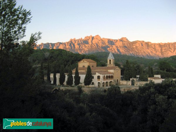 El Bruc - Església de Santa Maria, al capvespre