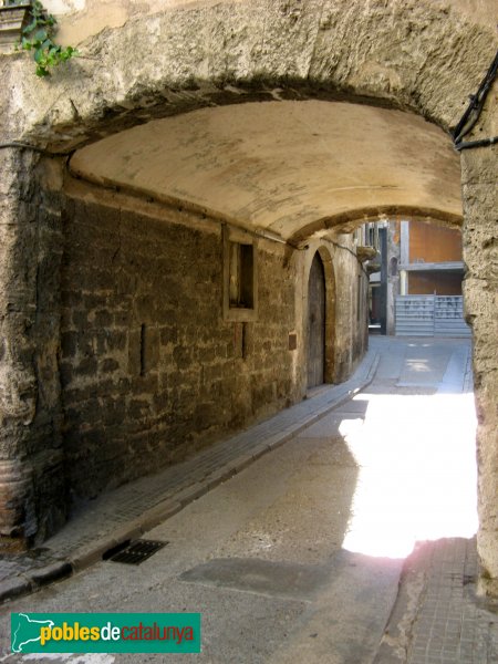 Capellades - Portal (Foto: Albert Esteves, 2009) Capellades - Portal