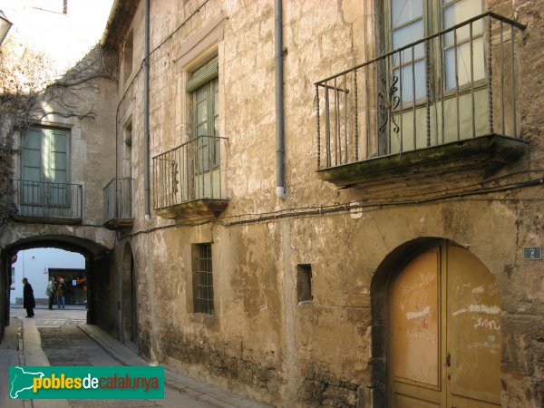 Capellades - Casa Bas (Foto: Albert Esteves, 2009) Capellades - Casa Bas