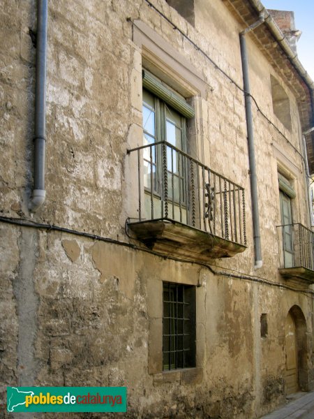 Capellades - Casa Bas (Foto: Albert Esteves, 2009) Capellades - Casa Bas
