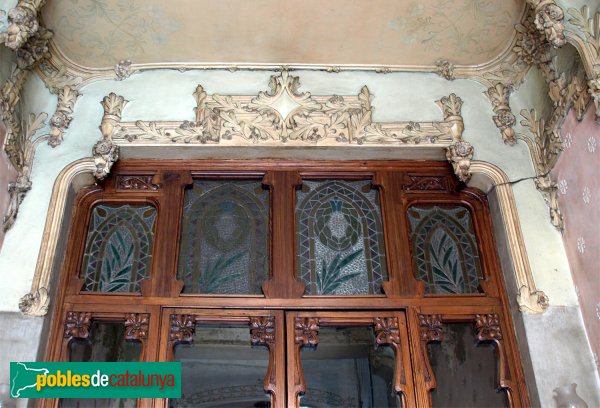 Barcelona - Plaça Lesseps, 30-32 (Cases Ramos) (Foto: Wikimedia Commons, 2008) Barcelona - Plaça Lesseps, 30-32 (Cases Ramos)