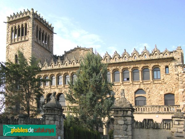 Igualada - Asil del Sant Crist (Foto: Albert Esteves, 2009) Igualada - Asil del Sant Crist