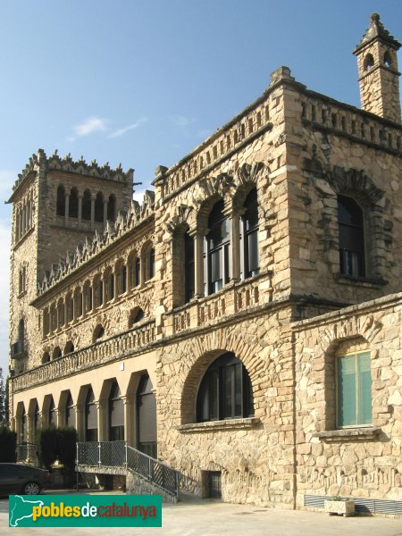 Igualada - Asil del Sant Crist (Foto: Albert Esteves, 2009) Igualada - Asil del Sant Crist