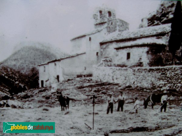 Santa Maria de Miralles - Església i cases antigues (Foto: 1906) Santa Maria de Miralles - Església i cases antigues