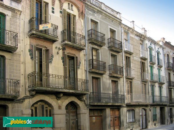 Igualada - Casa Balcells i carrer Soledat (Foto: Albert Esteves, 2009) Igualada - Casa Balcells i carrer Soledat