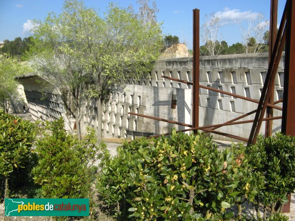 Igualada - Cementiri Nou (Foto: Albert Esteves, 2009) Igualada - Cementiri Nou