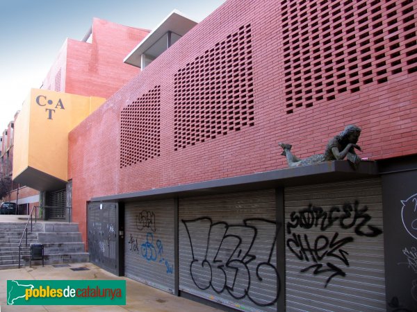 Barcelona - Escultura <i>Anna Frank</i> (Foto: Valentí Pons) Barcelona - Escultura <i>Anna Frank</i>