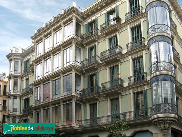 Barcelona - Gran de Gracia, 74-76 (Foto: Albert Esteves, 2009) Barcelona - Gran de Gracia, 74-76