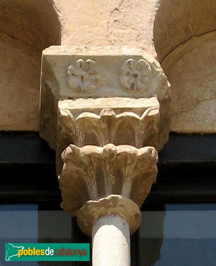 Collbató - Cal Tutor, detall de la finestra