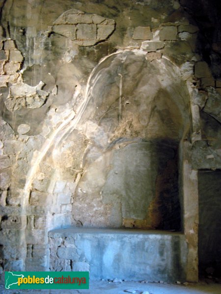 Sant Martí de Tous - Santa Maria de la Roqueta (Foto: Albert Esteves, 2009) Sant Martí de Tous - Santa Maria de la Roqueta