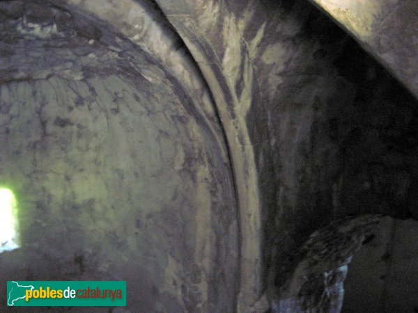 Sant Martí de Tous - Sant Pere de l'Erm, interior (Foto: Albert Esteves, 2009) Sant Martí de Tous - Sant Pere de l'Erm, interior