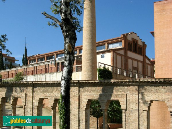 Santa Margarida de Montbui - La Vinícola (Foto: Albert Esteves, 2009) Santa Margarida de Montbui - La Vinícola