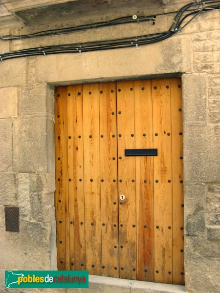 Copons - Portal 1776 (Foto: Albert Esteves, 2009) Copons - Portal 1776