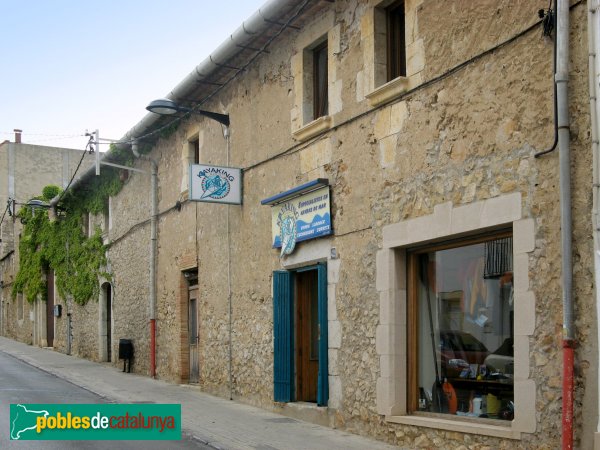 L'Escala - Casa del segle XVIII (Foto: Albert Esteves, 2009) L'Escala - Casa del segle XVIII