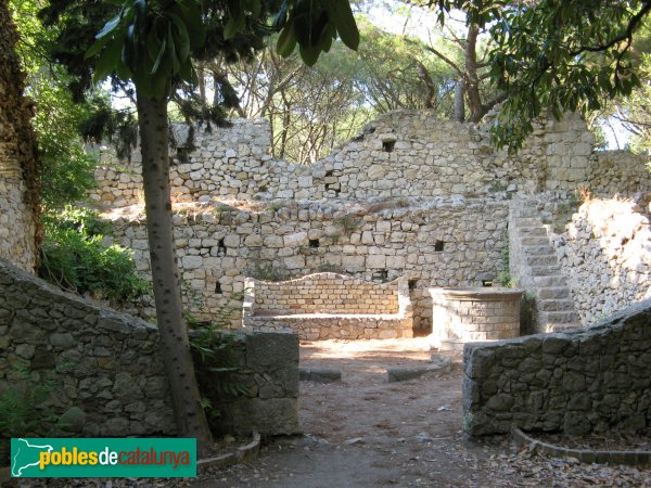 Sant Martí d'Empúries (Foto: Albert Esteves, 2009) Sant Martí d'Empúries