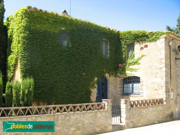 Torroella de Fluvià - Nucli de Sant Tomàs de Fluvià (Foto: Albert Esteves, 2009) Torroella de Fluvià - Nucli de Sant Tomàs de Fluvià