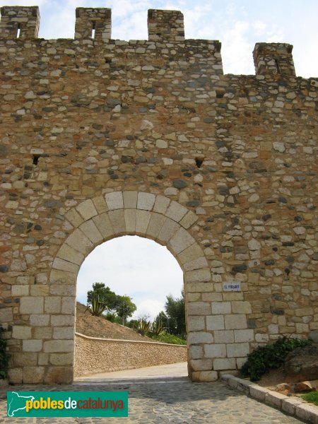 Montblanc - Muralla (Foto: Albert Esteves, 2009) Montblanc - Muralla