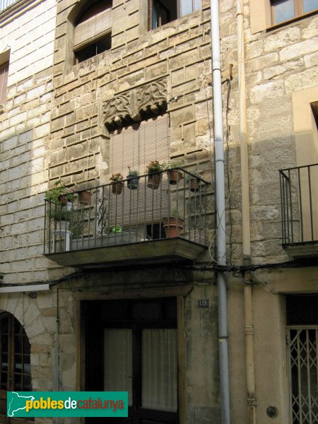 Montblanc - Carrer Major, 128 (Foto: Albert Esteves, 2009) Montblanc - Carrer Major, 128