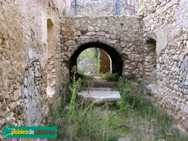 Pontils - Molí de la Fàbrica (Foto: Albert Esteves, 2009) Pontils - Molí de la Fàbrica