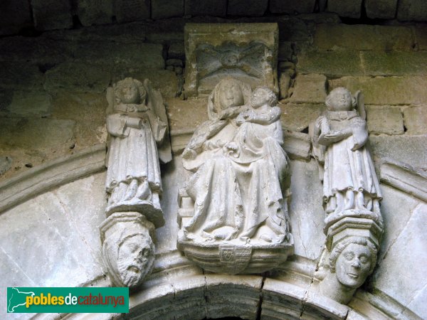 Conesa - Església de Santa Maria (Foto: Albert Esteves, 2009) Conesa - Església de Santa Maria