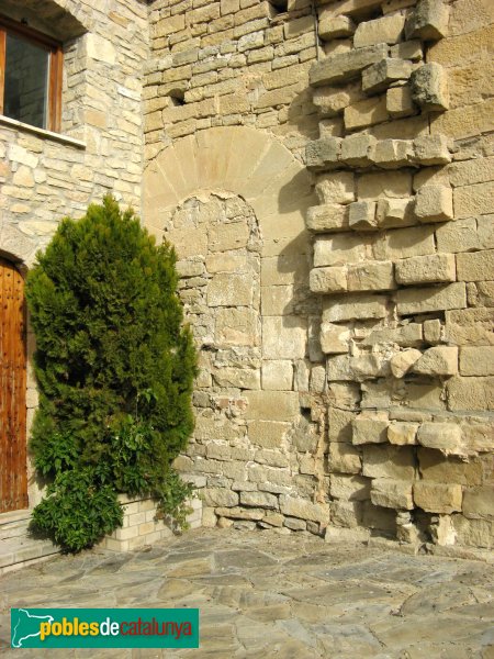 Conesa - Església de Santa Maria (Foto: Albert Esteves, 2009) Conesa - Església de Santa Maria