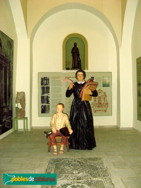 Vallfogona de Riucorb - Església de Santa Maria, imatge del Rector de Vallfogona (Foto: Albert Esteves, 2010) Vallfogona de Riucorb - Església de Santa Maria, imatge del Rector de Vallfogona