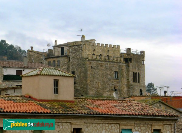 Vallfogona de Riucorb - Castell (Foto: Albert Esteves, 2010) Vallfogona de Riucorb - Castell