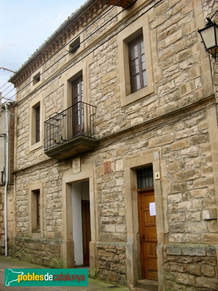 Vallfogona de Riucorb - Ajuntament (Foto: Albert Esteves, 2010) Vallfogona de Riucorb - Ajuntament
