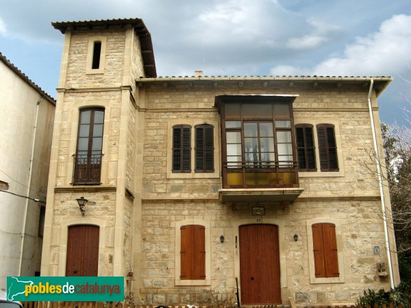 Vallfogona de Riucorb - Balneari de Vallfogona, xalet del Jardí (1916) (Foto: Albert Esteves, 2010) Vallfogona de Riucorb - Balneari de Vallfogona, xalet del Jardí (1916)