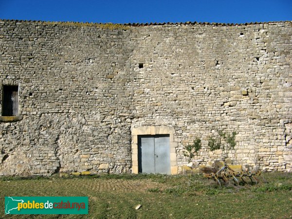 Llorac - Castell (Foto: Albert Esteves, 2010) Llorac - Castell