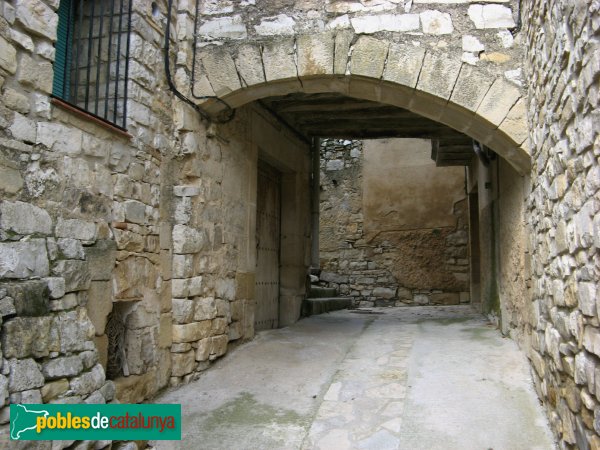 Passanant - Voltes i portals (Foto: Albert Esteves, 2010) Passanant - Voltes i portals