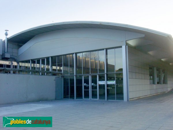 Cerdanyola - Estació Universitat Autònoma (Foto: <i>Isaac Fernández</i>, 2010) Cerdanyola - Estació Universitat Autònoma