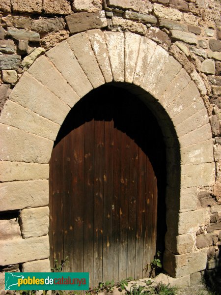 Rellinars - Església vella de Sant Pere i Sant Fermí (Foto: Albert Esteves, 2010) Rellinars - Església vella de Sant Pere i Sant Fermí