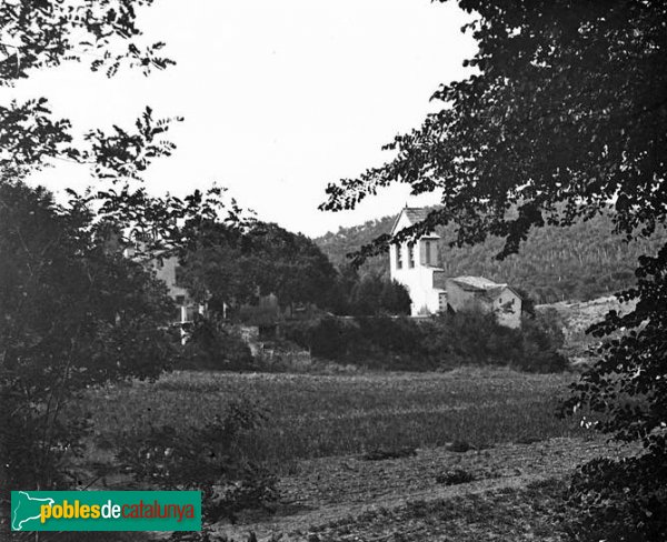 Cerdanyola - Sant Iscle i Santa Victòria de les Feixes (Foto: <i>Josep Salvany - Fons Salvany, Biblioteca de Catalunya</i>, 1912) Cerdanyola - Sant Iscle i Santa Victòria de les Feixes