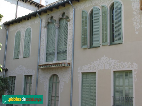 Terrassa - Casa Coll i Bacardí (Foto: Valentí Pons, 2010) Terrassa - Casa Coll i Bacardí